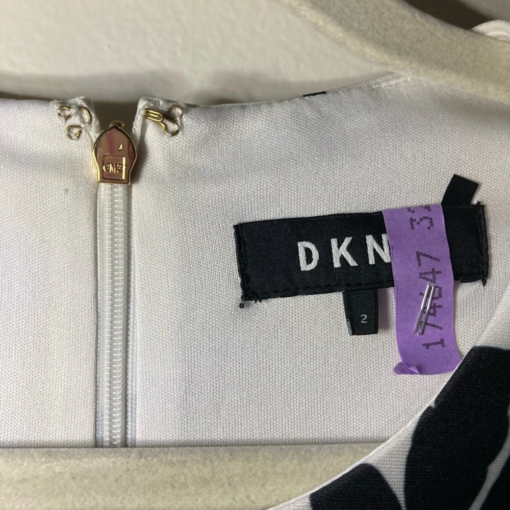 DKNY Floral Fit and Flare size 2‎ - Picture 6 of 8
